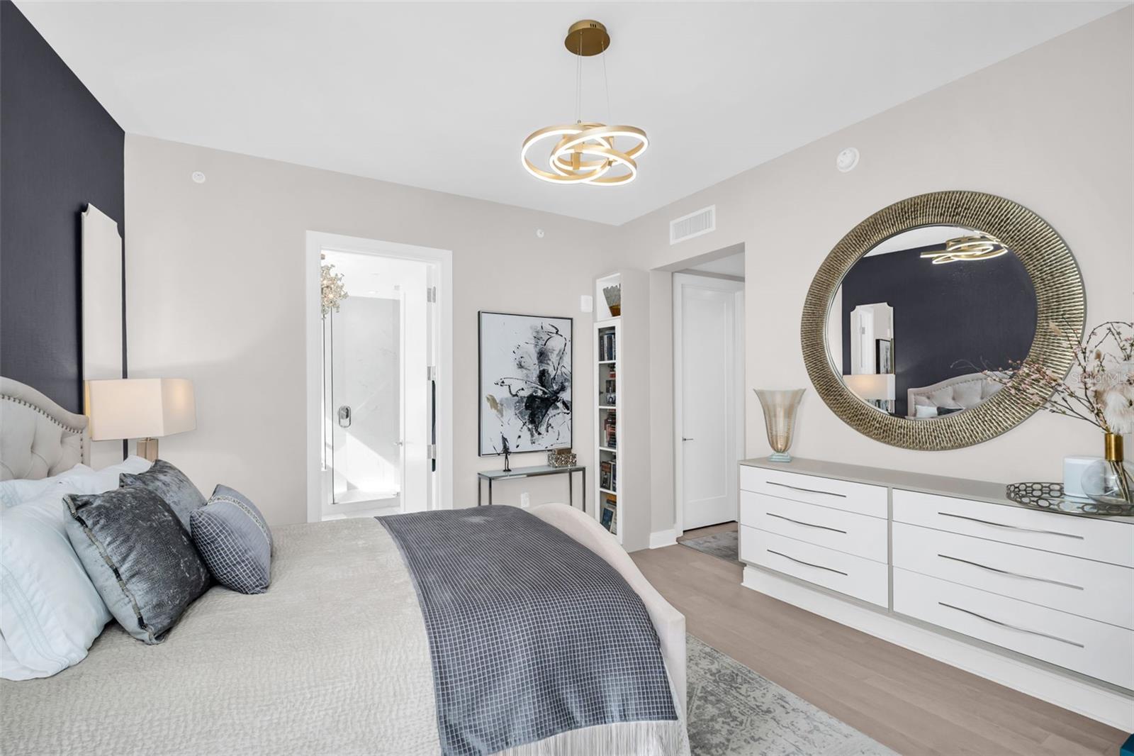 Image 27 of 68 For 100 1st Avenue N 901