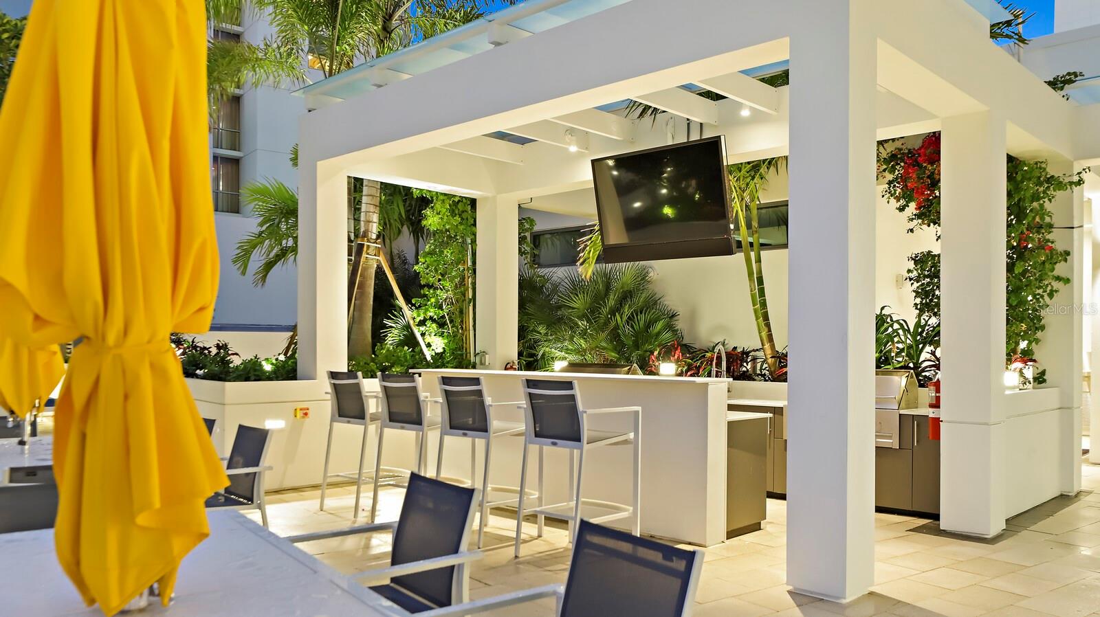 Image 62 of 68 For 100 1st Avenue N 901