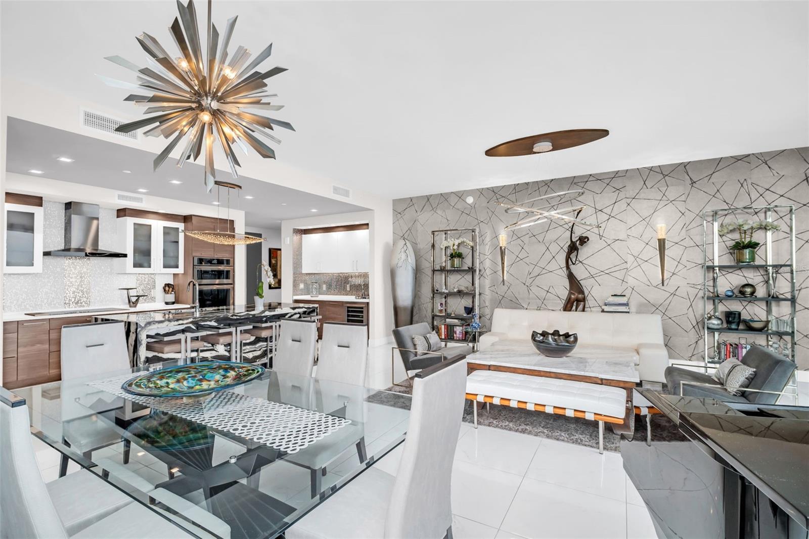 Image 7 of 68 For 100 1st Avenue N 901