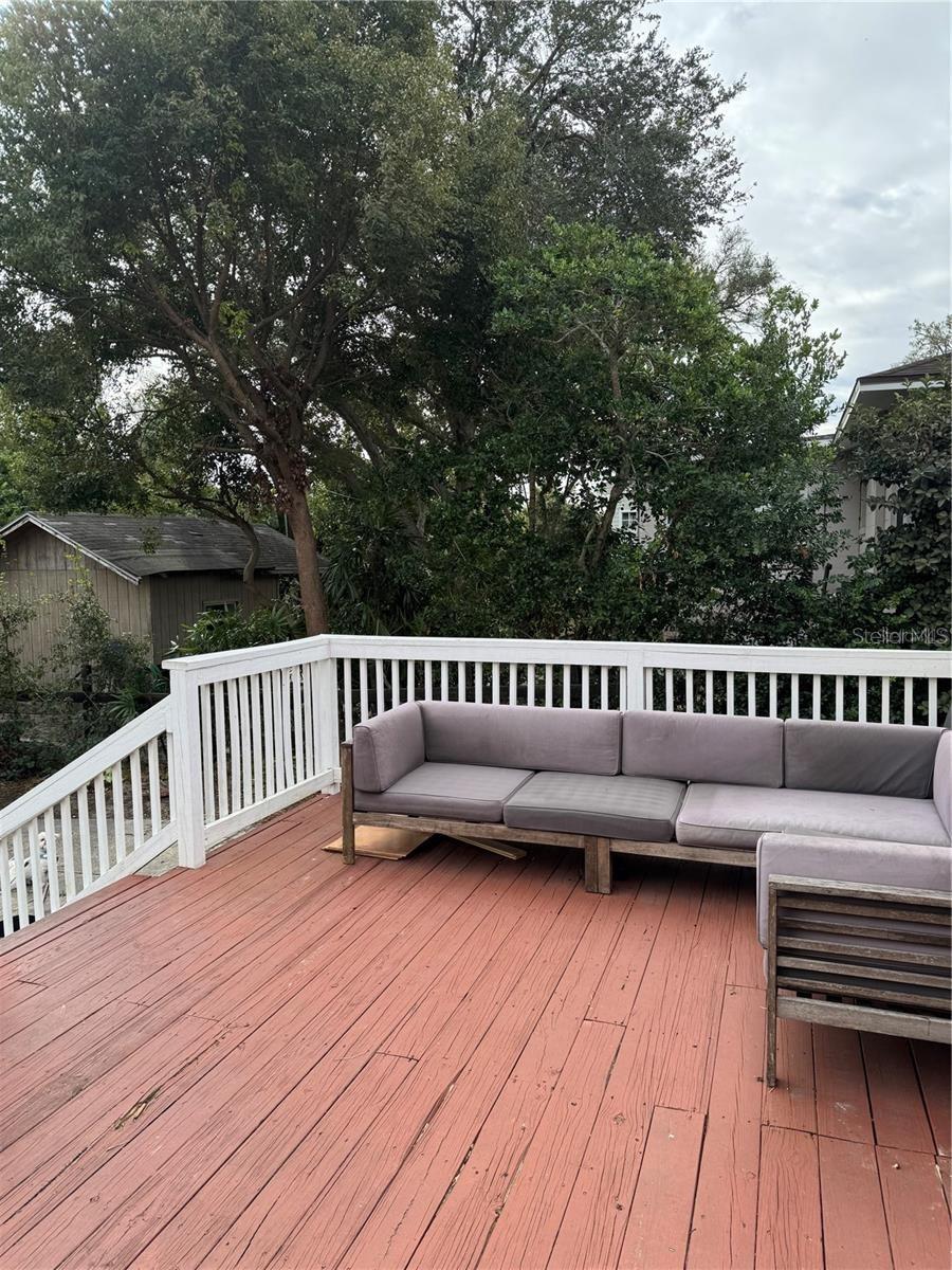 Image 23 of 27 For 2706 Fairmount Avenue