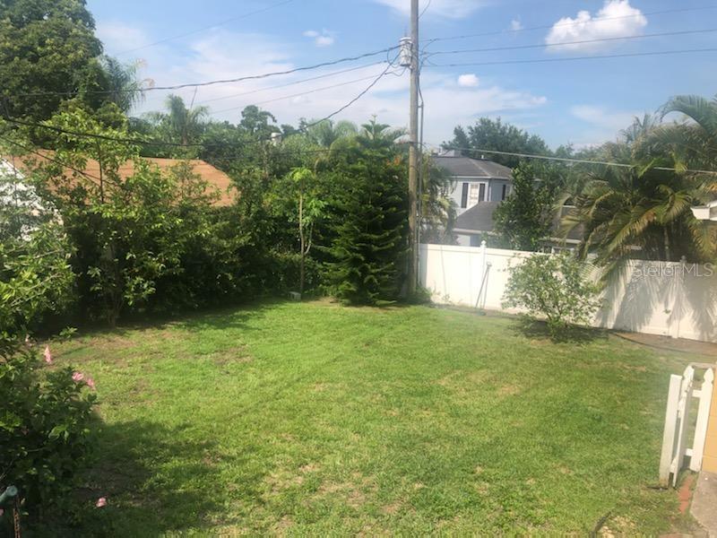 Image 25 of 27 For 2706 Fairmount Avenue