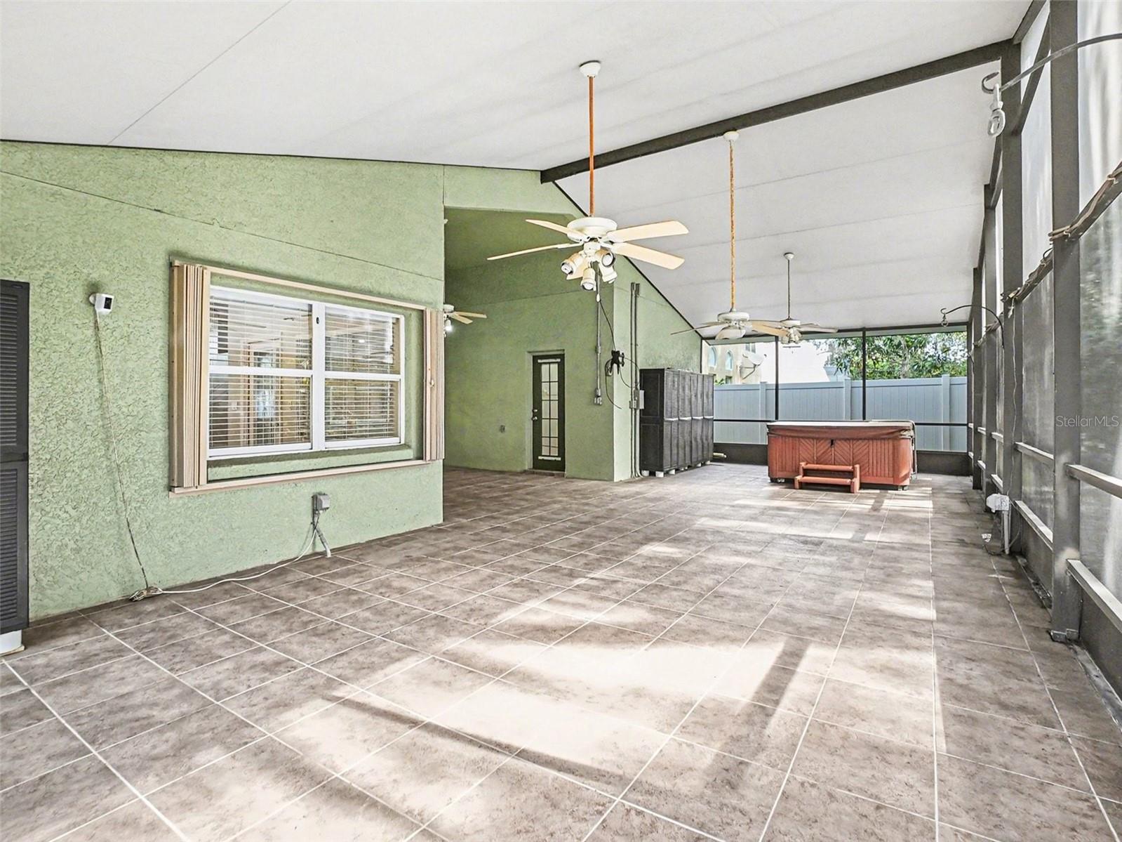 Image 27 of 41 For 302 Tavestock Loop