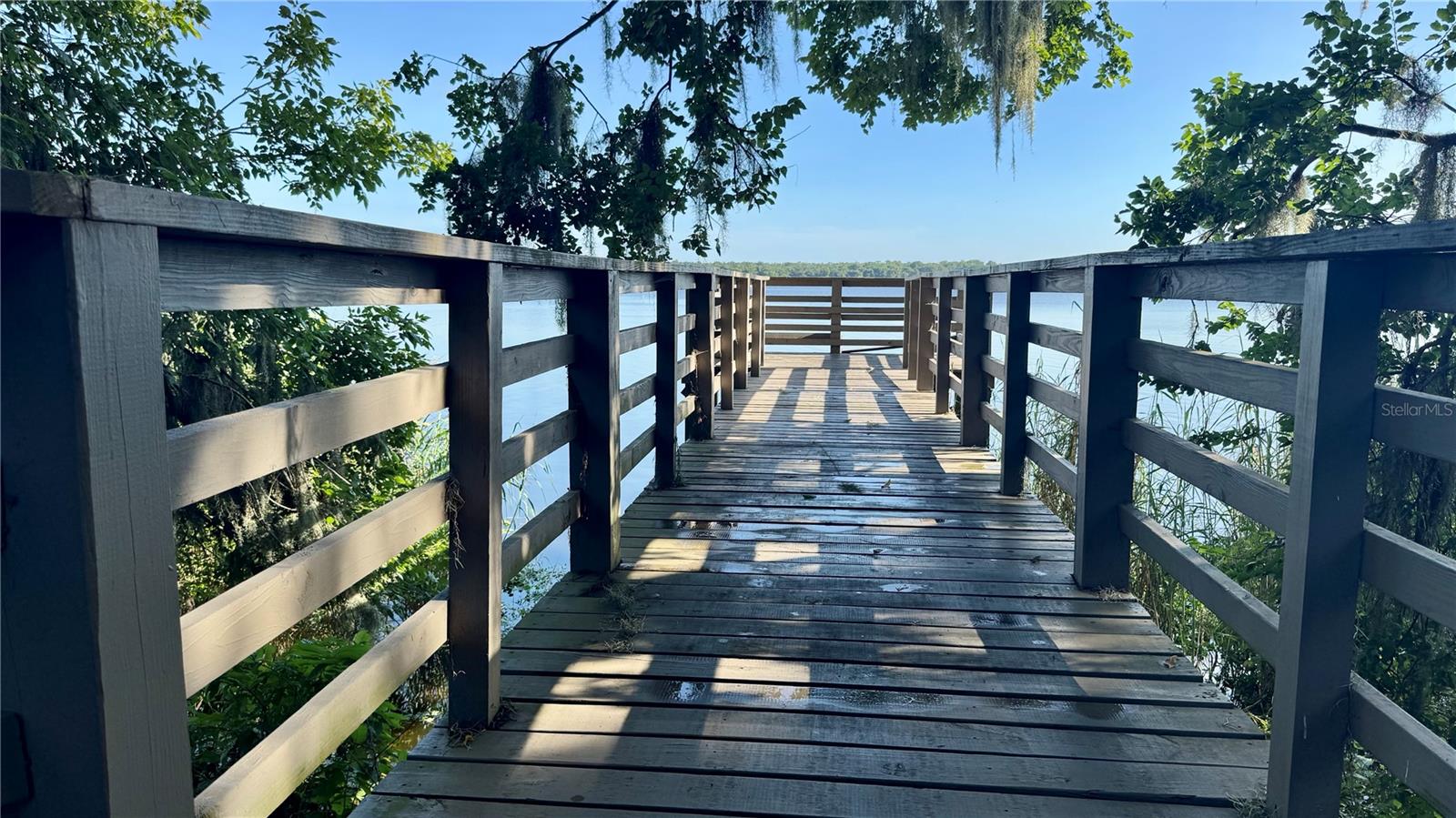 Image 37 of 41 For 302 Tavestock Loop