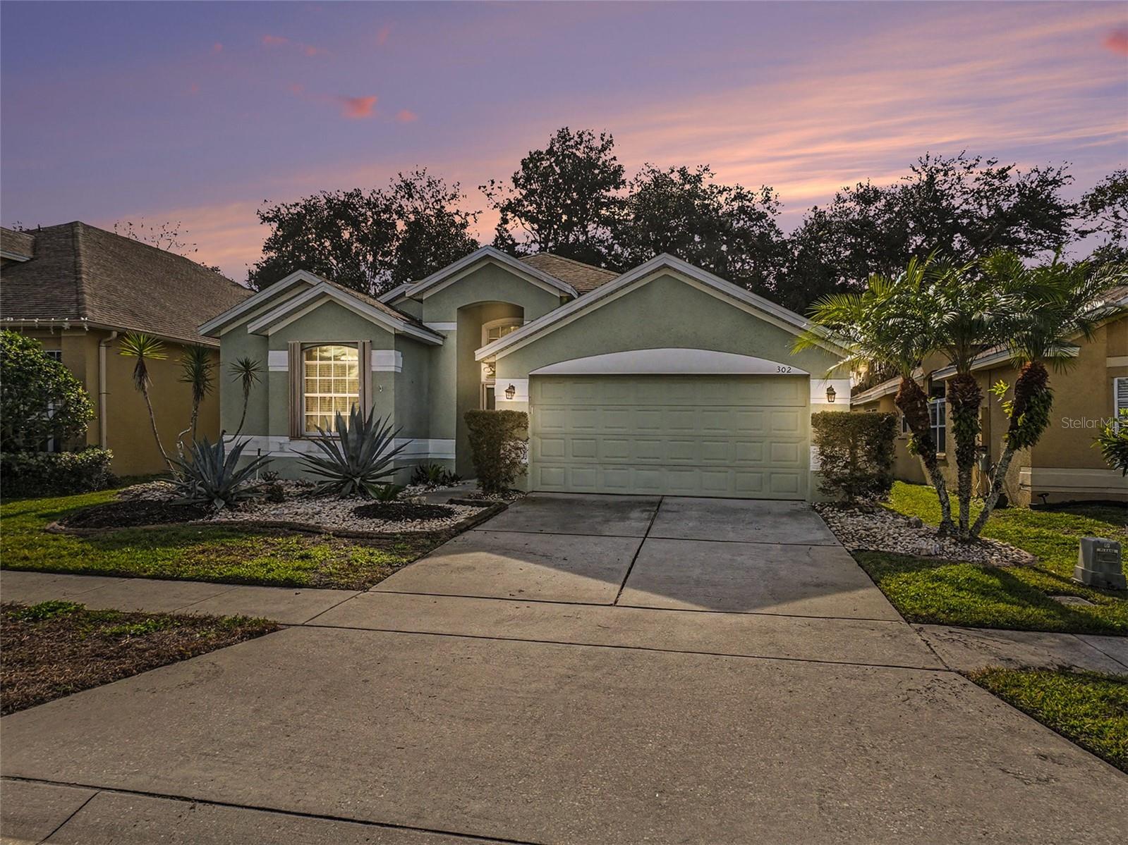 Image 4 of 41 For 302 Tavestock Loop