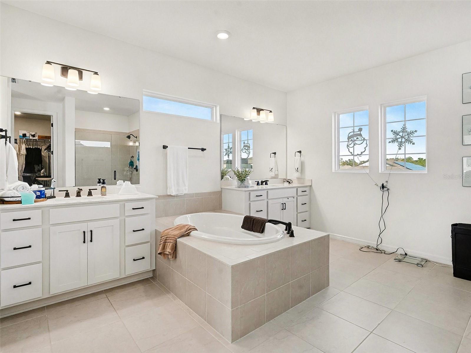 Image 14 of 33 For 12923 Willow Grove Drive