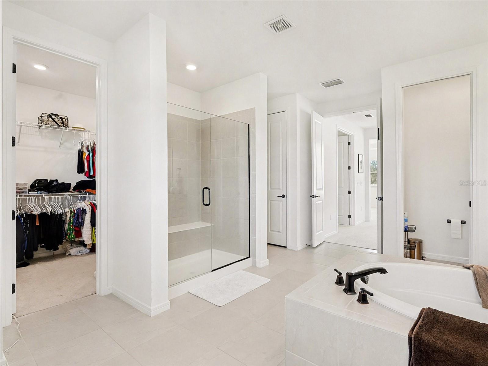 Image 15 of 33 For 12923 Willow Grove Drive