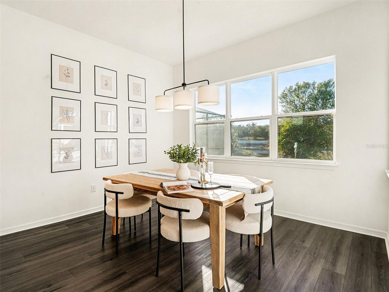 Image 8 of 33 For 12923 Willow Grove Drive