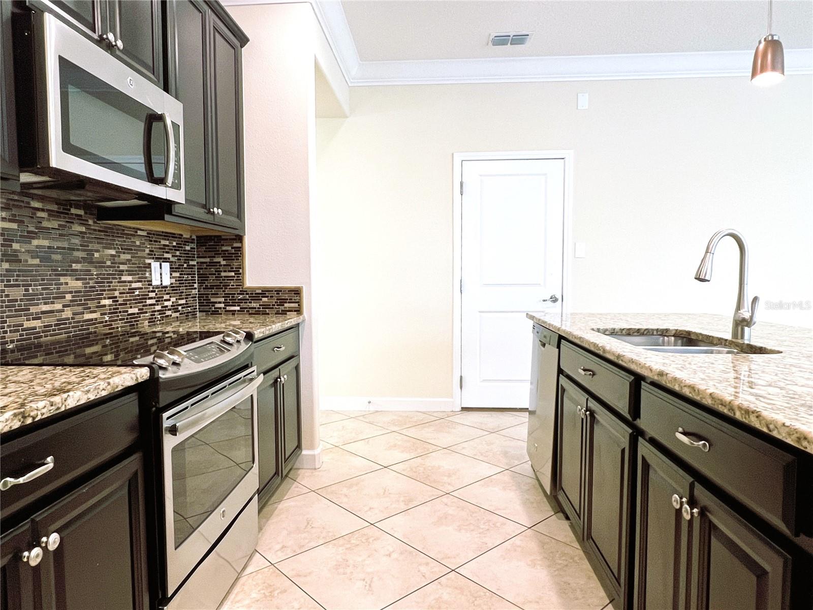 Image 12 of 36 For 11822 Frost Aster Drive