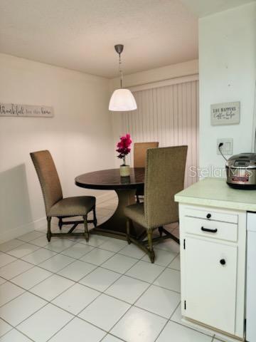 Image 10 of 31 For 18385 Hottelet Circle