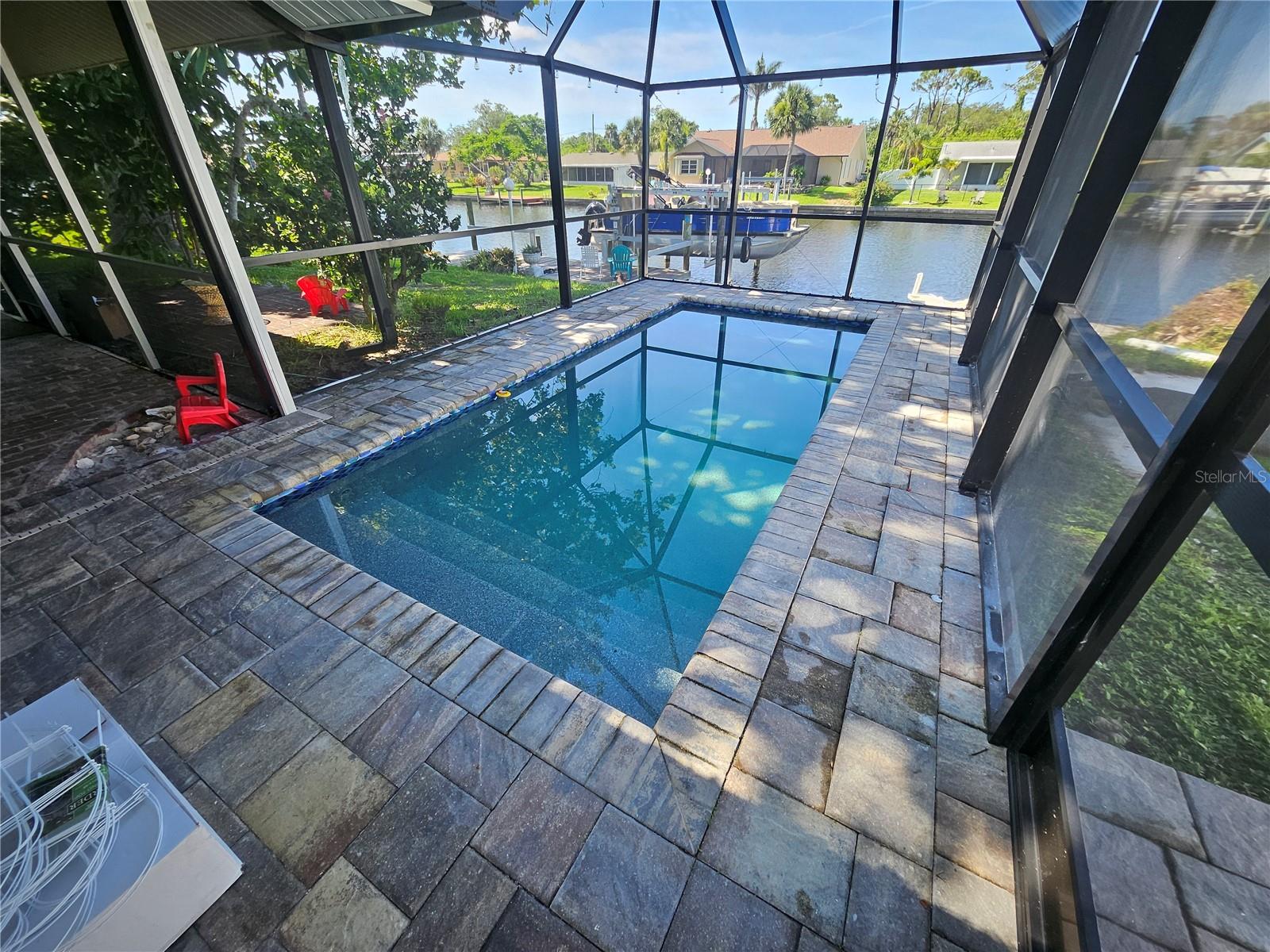 Image 26 of 31 For 18385 Hottelet Circle