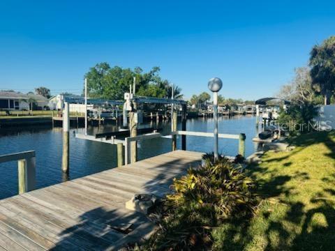 Image 27 of 31 For 18385 Hottelet Circle