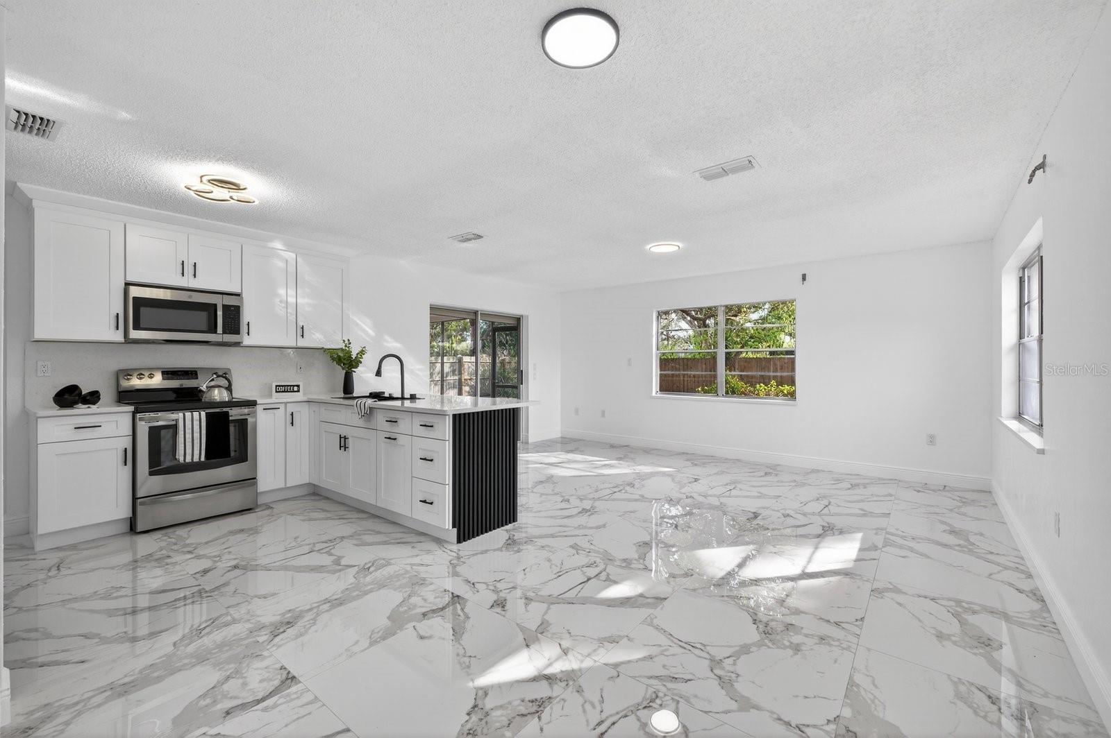 Image 10 of 34 For 8448 Valmora Street