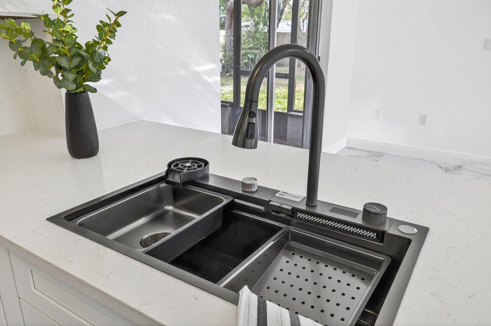 Image 16 of 34 For 8448 Valmora Street