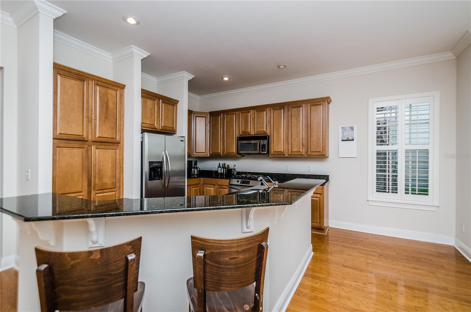 Image 16 of 37 For 924 Hemingway Circle