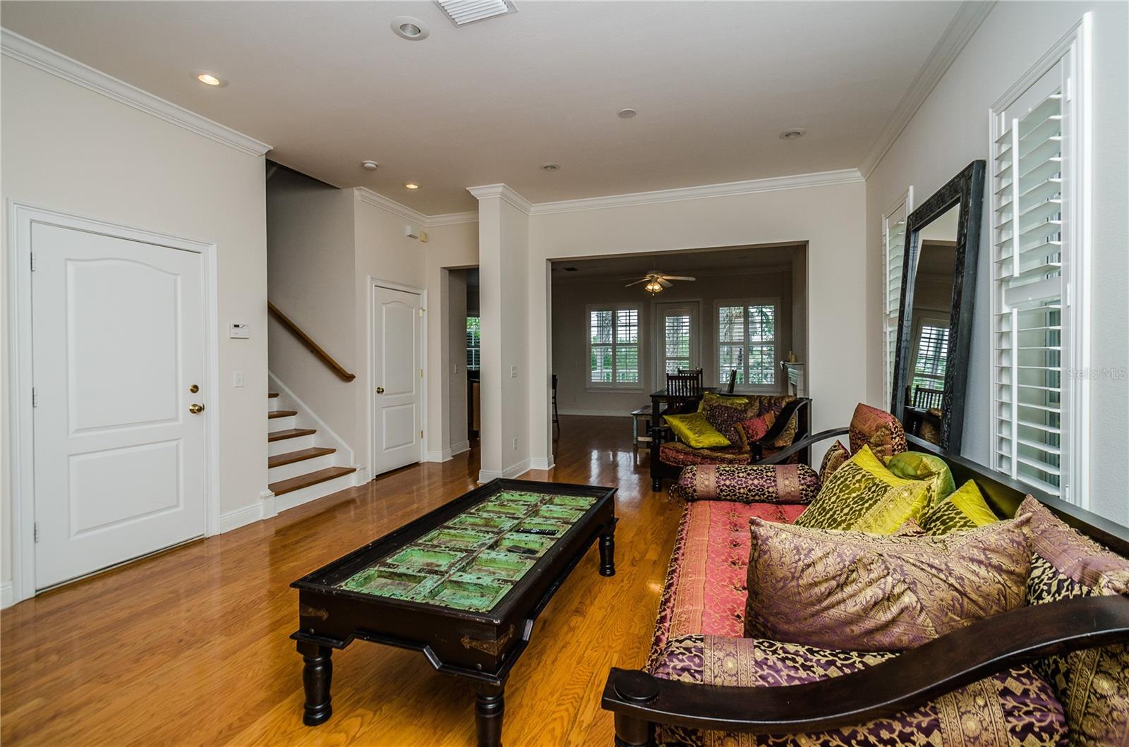 Image 4 of 37 For 924 Hemingway Circle