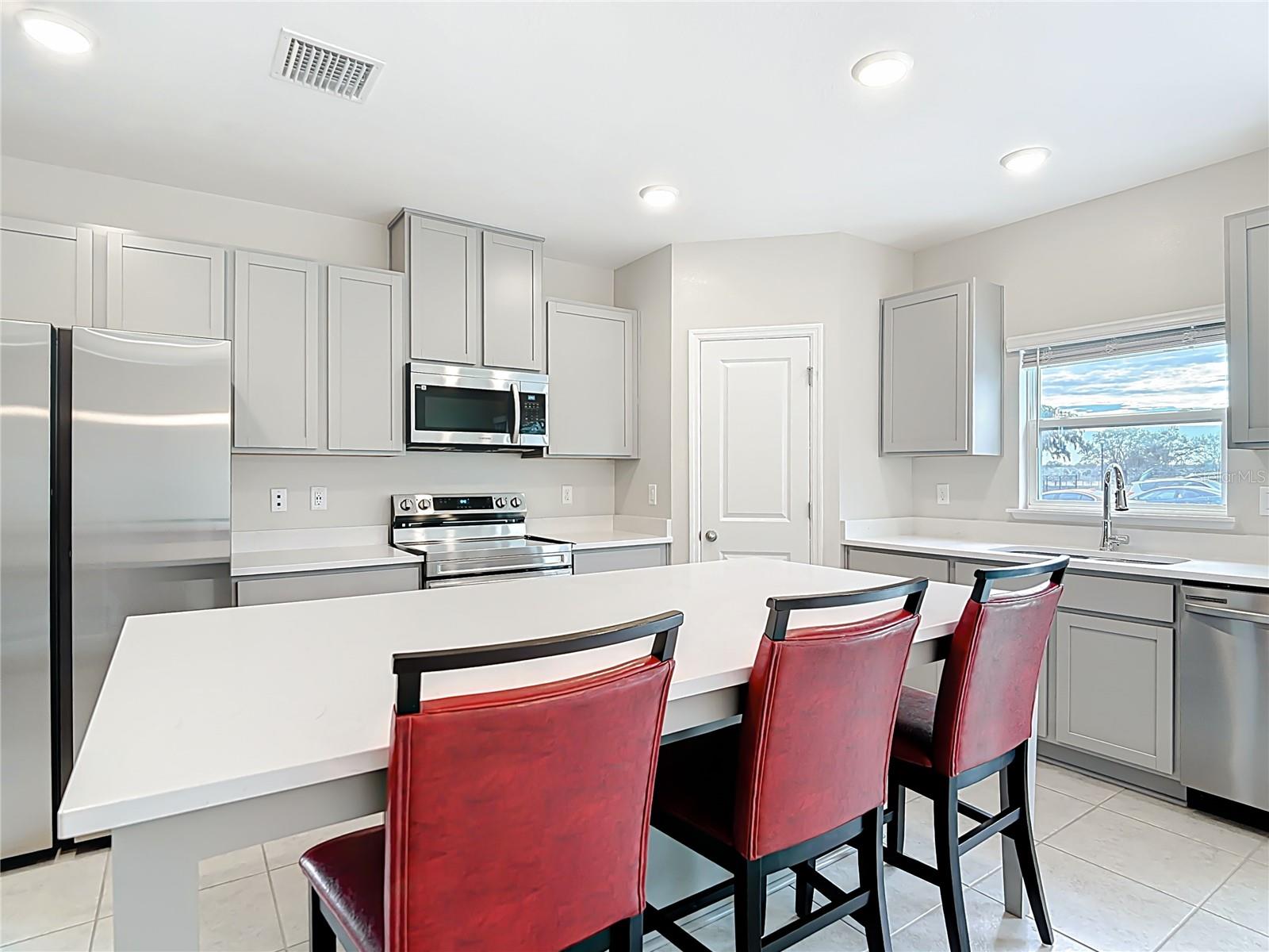 Image 7 of 42 For 3657 Majestic Drive