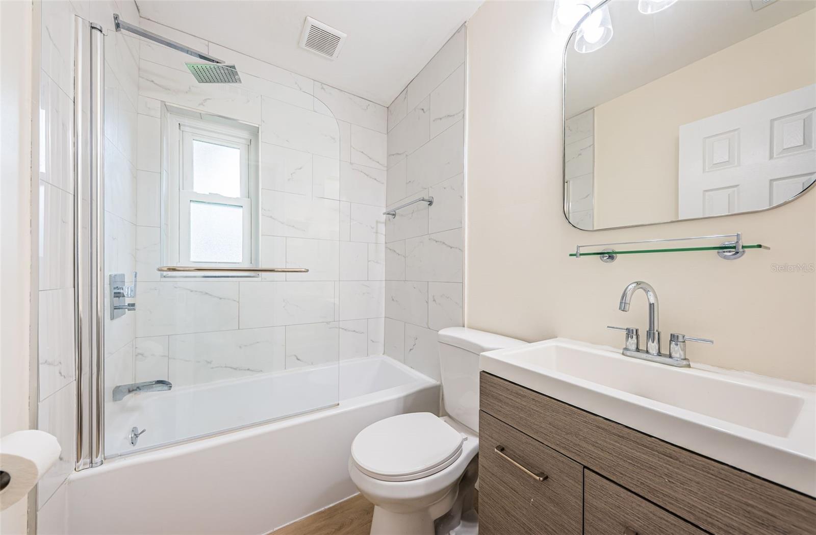 Image 15 of 24 For 4249 8th Avenue N