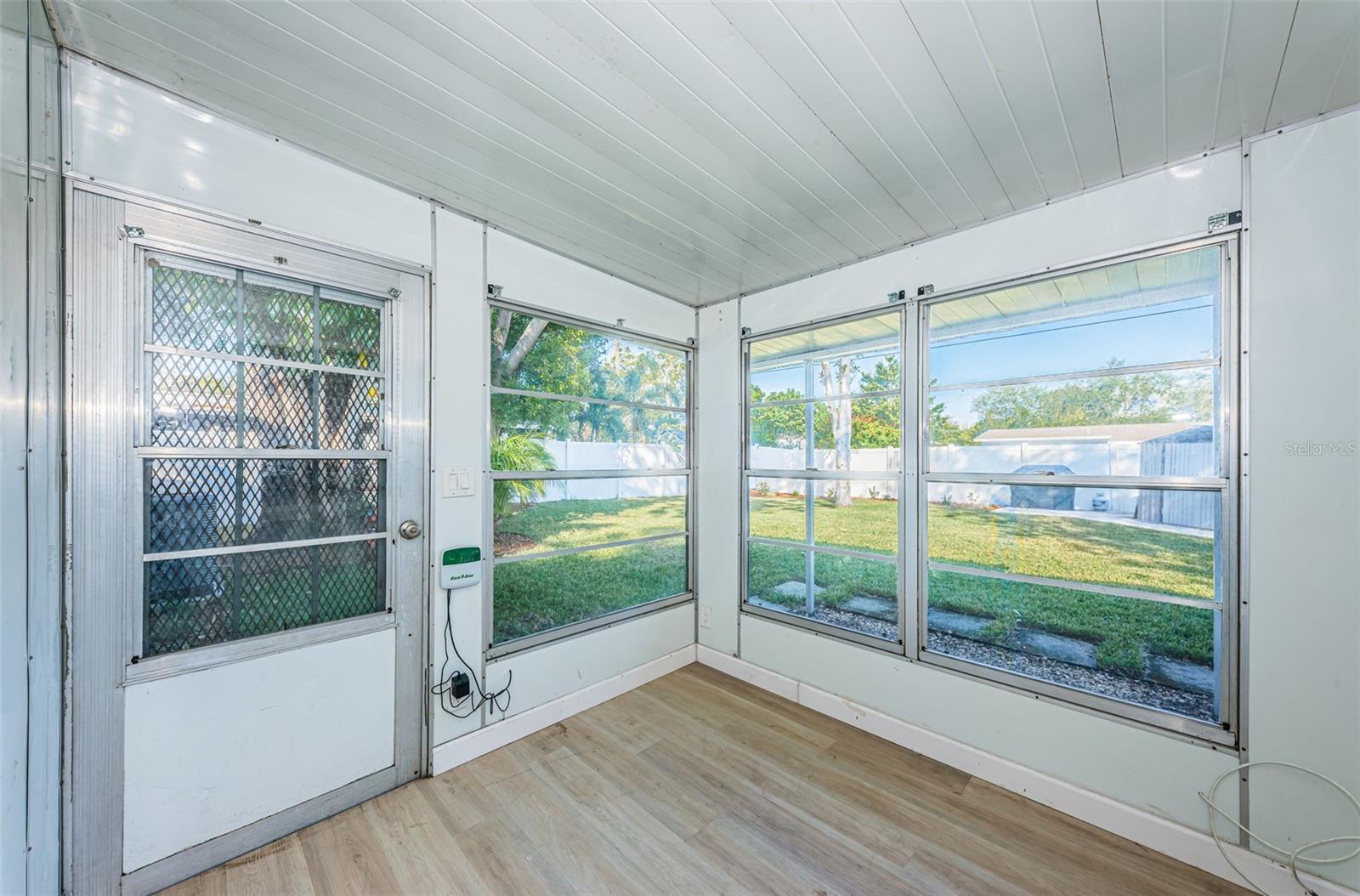 Image 21 of 24 For 4249 8th Avenue N