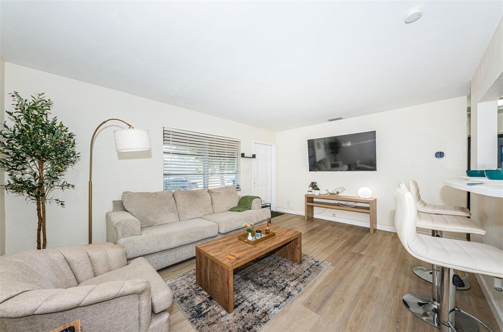 Image 3 of 24 For 4249 8th Avenue N