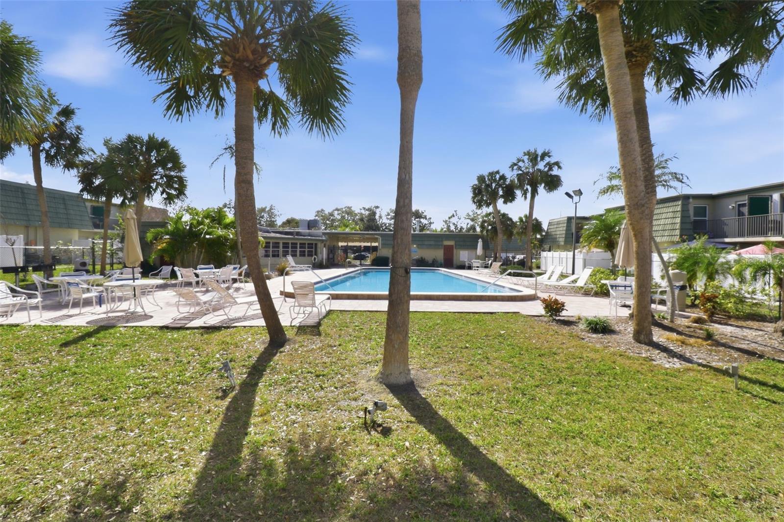 Image 33 of 35 For 1799 Highland Avenue U-49