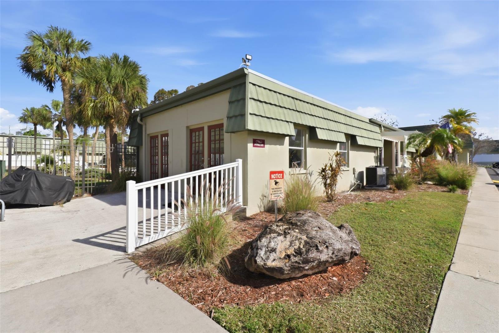 Image 4 of 35 For 1799 Highland Avenue U-49