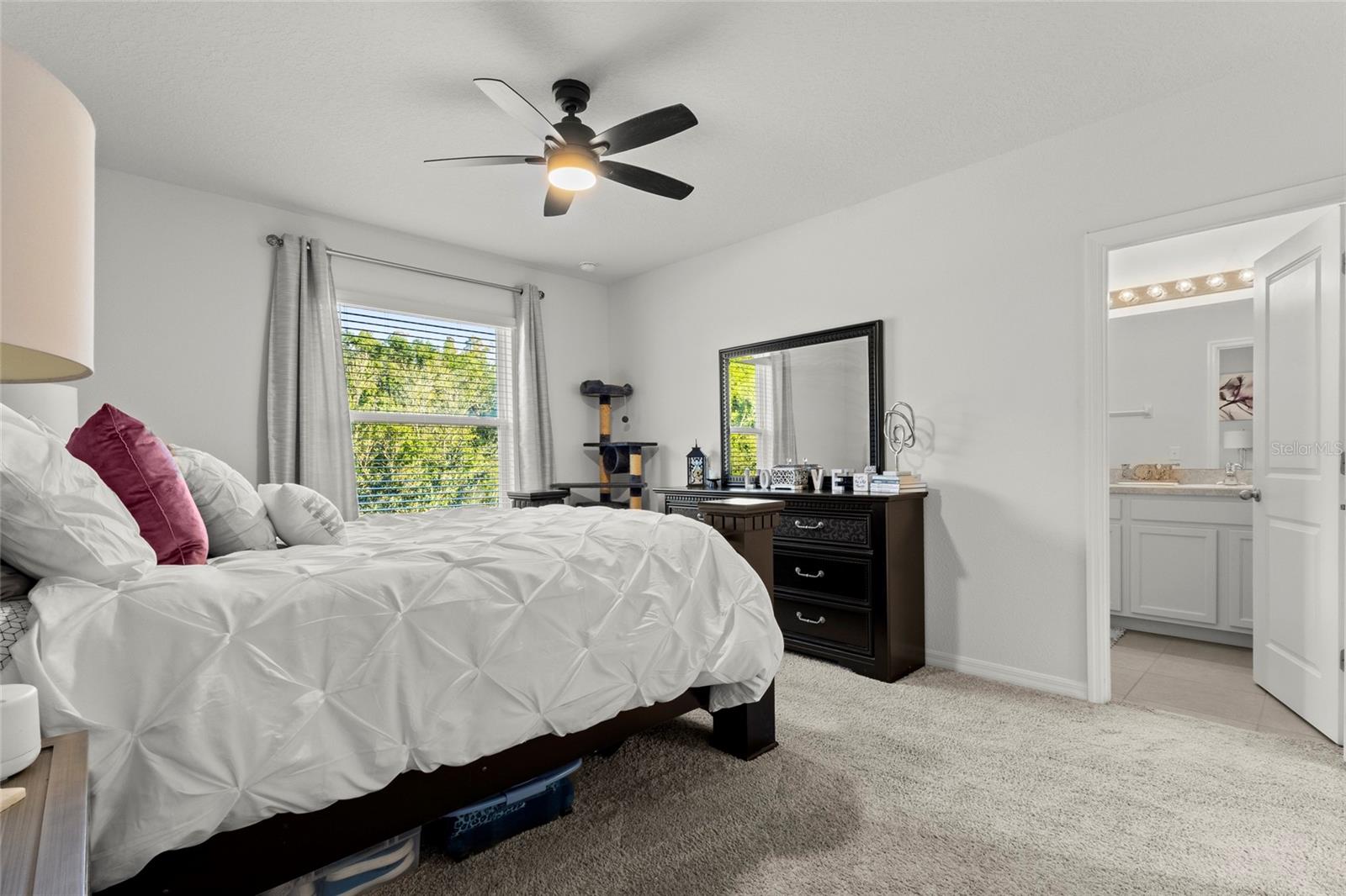 Image 12 of 33 For 32946 Kaloko Road