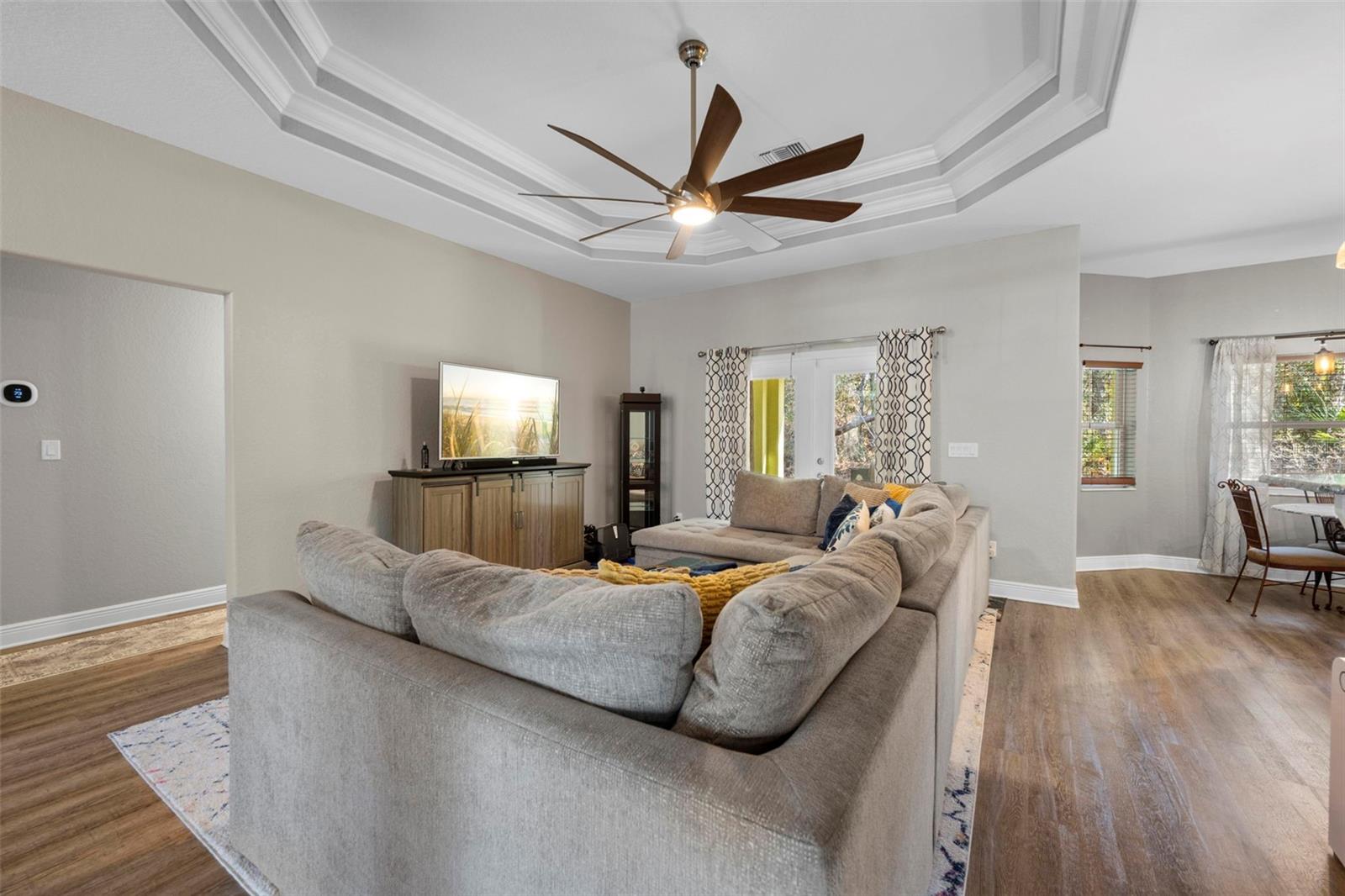 Image 10 of 45 For 8104 Nightingale Road