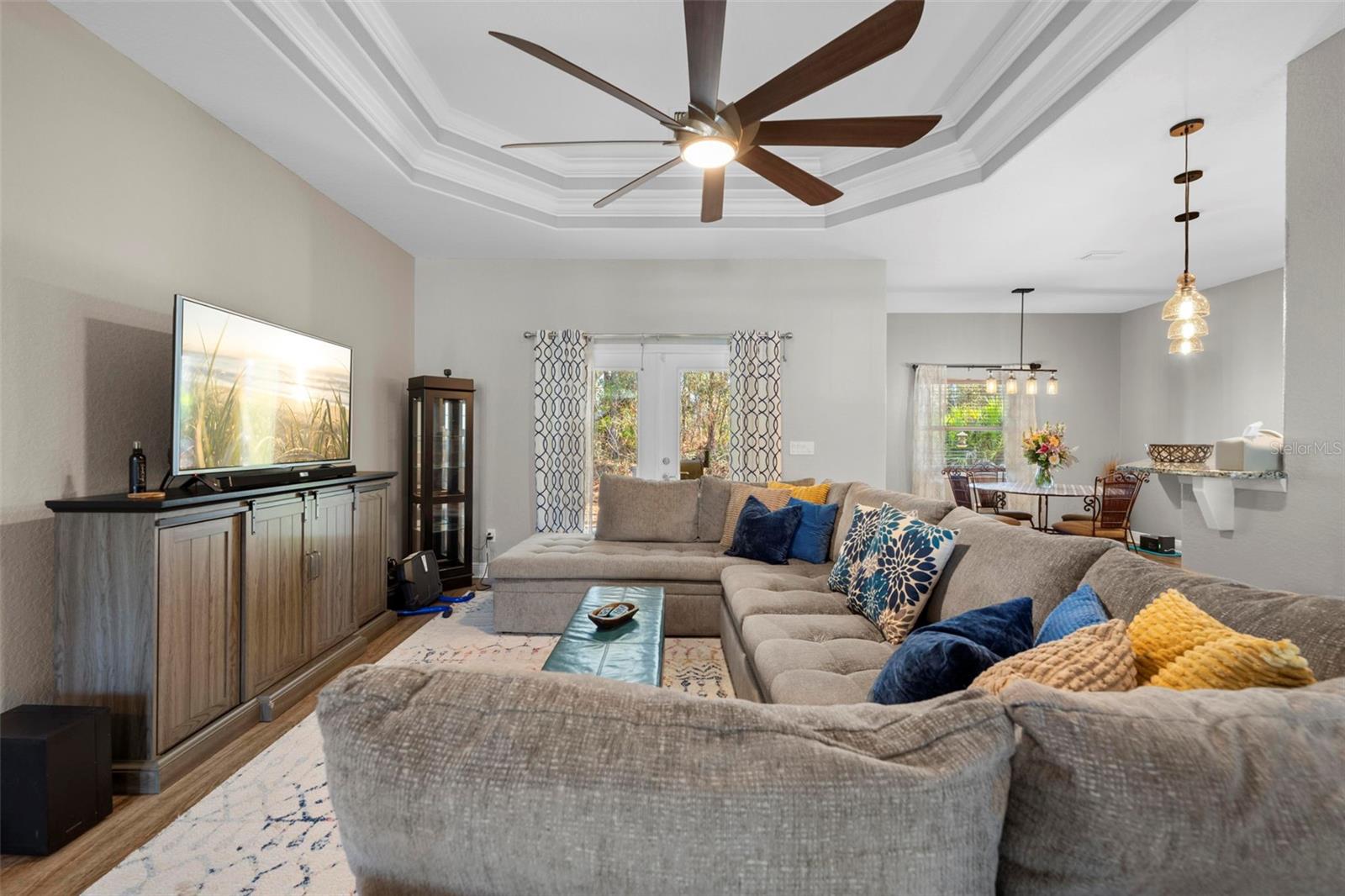 Image 11 of 45 For 8104 Nightingale Road