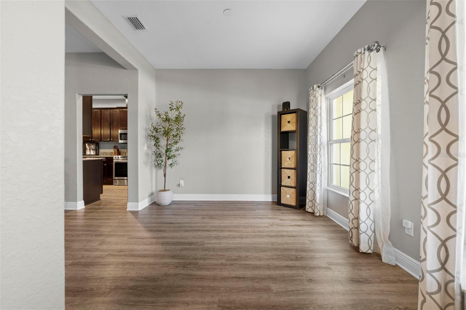 Image 6 of 45 For 8104 Nightingale Road