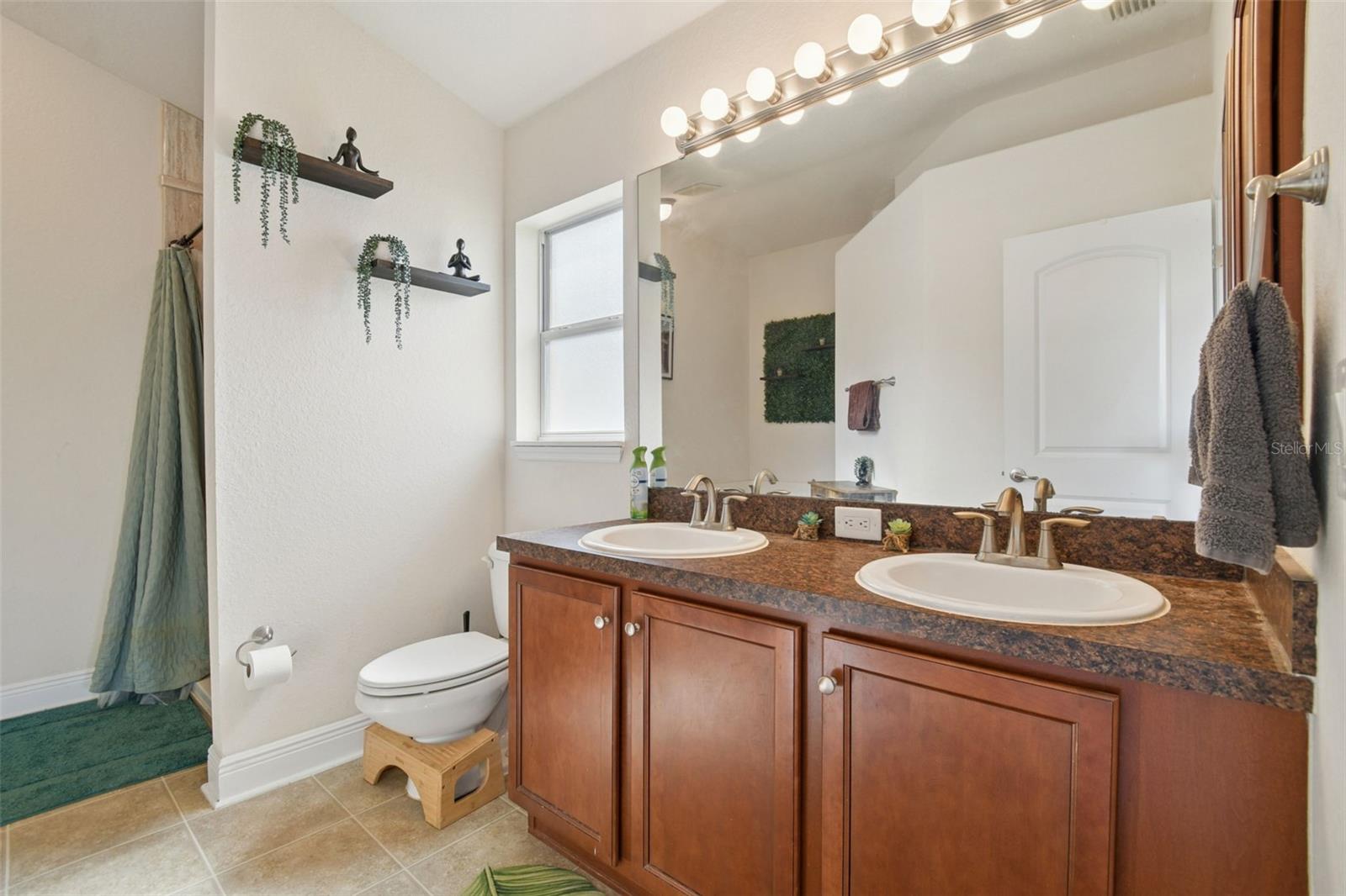 Image 28 of 100 For 14342 Edinburgh Moor Drive