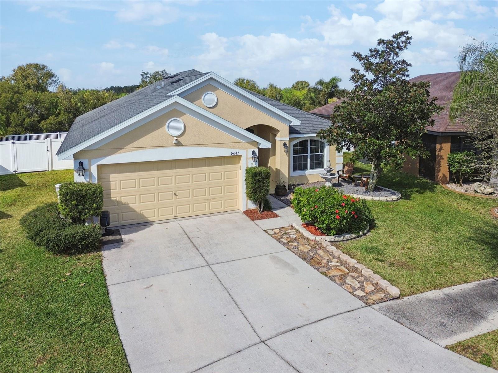 Image 52 of 100 For 14342 Edinburgh Moor Drive