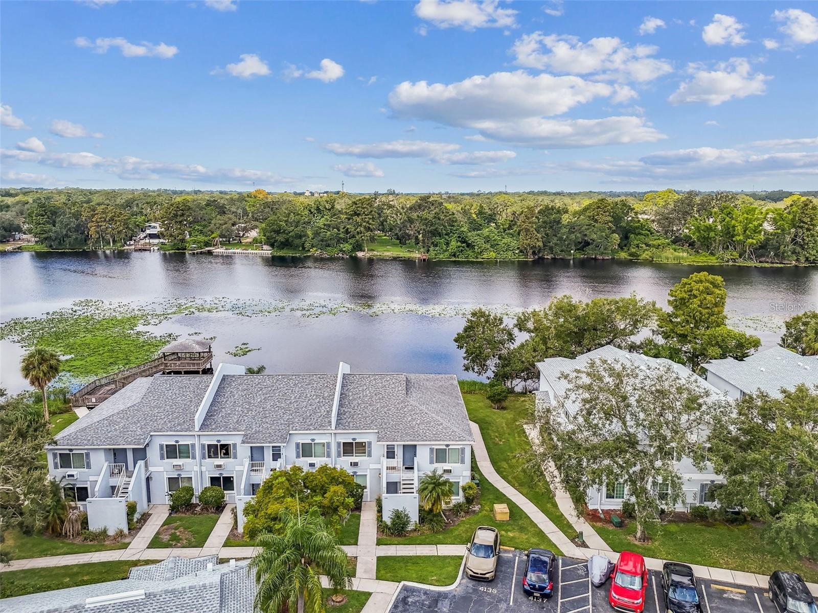 Image 10 of 33 For 4133 Dolphin Drive 4133