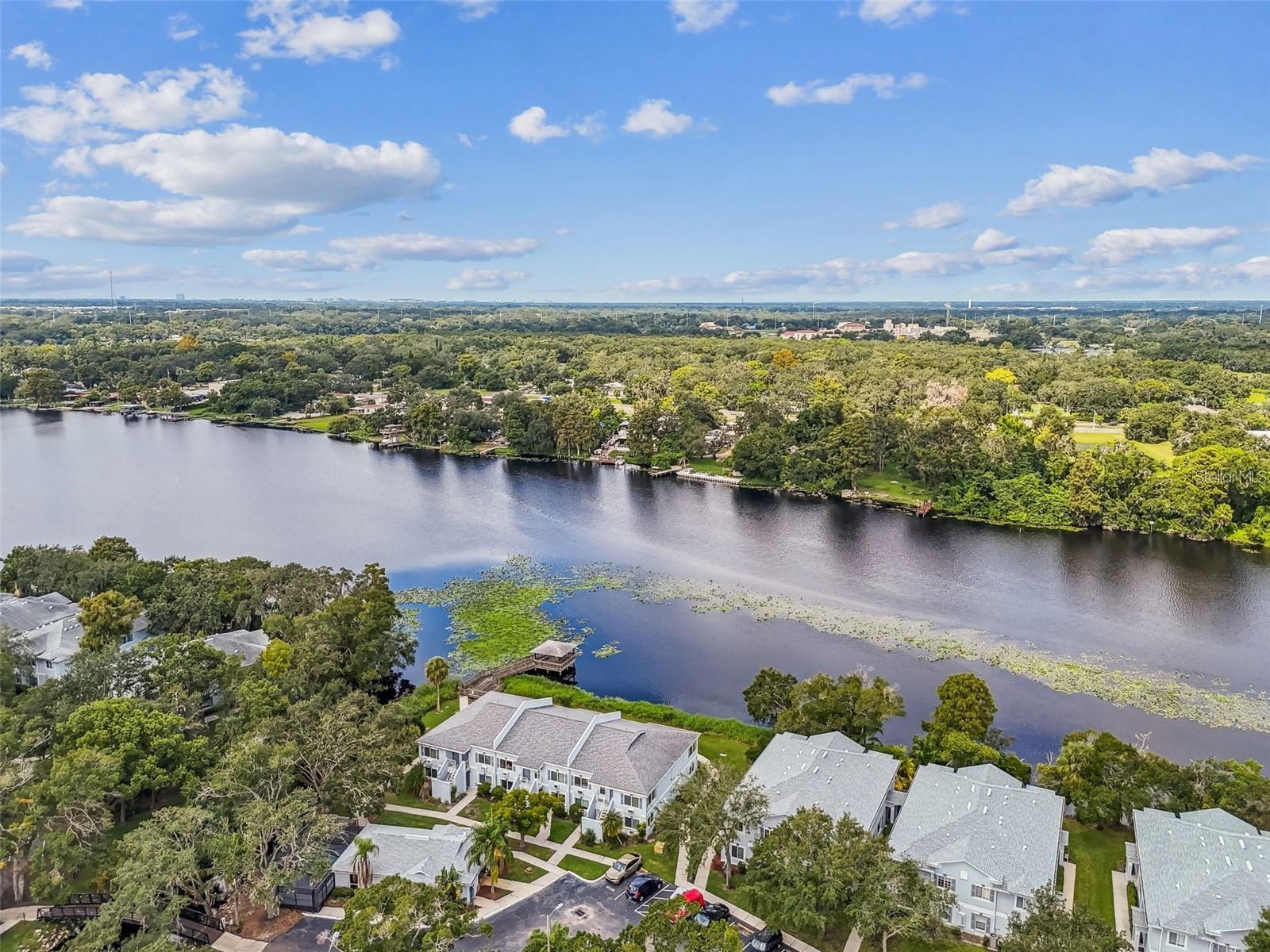 Image 16 of 33 For 4133 Dolphin Drive 4133