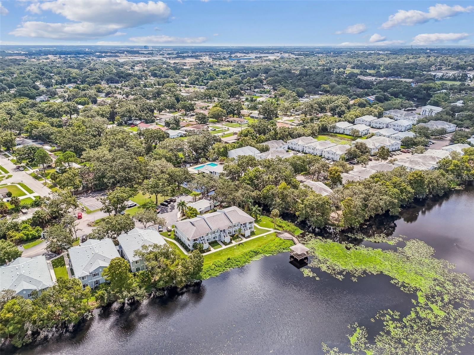 Image 17 of 33 For 4133 Dolphin Drive 4133