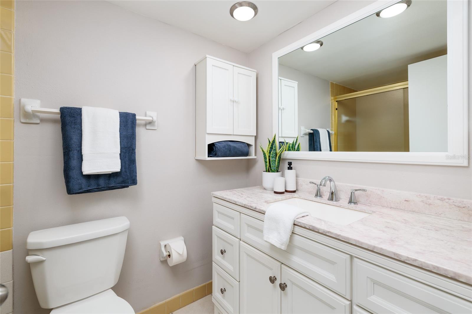 Image 18 of 44 For 5095 Bay Street Ne 102