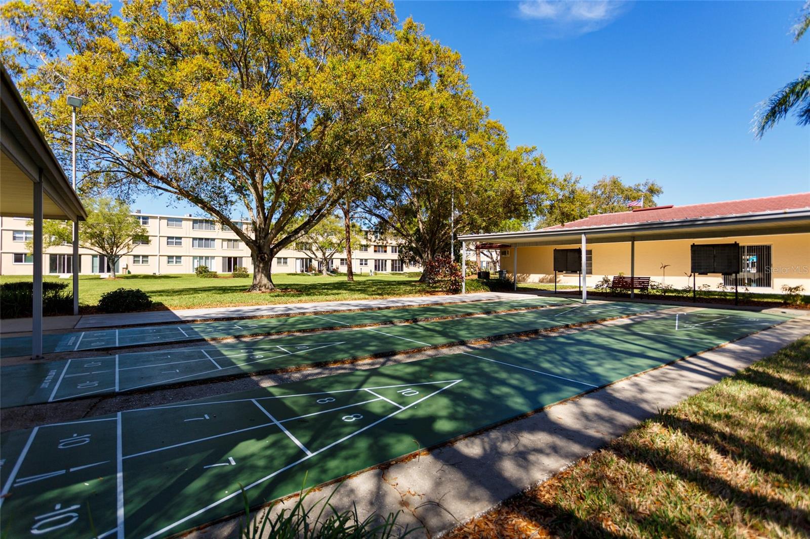 Image 25 of 44 For 5095 Bay Street Ne 102