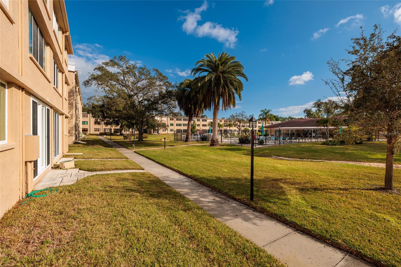 Image 28 of 44 For 5095 Bay Street Ne 102