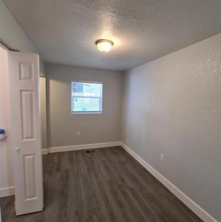 Image 3 of 10 For 4700 10th Avenue S 2