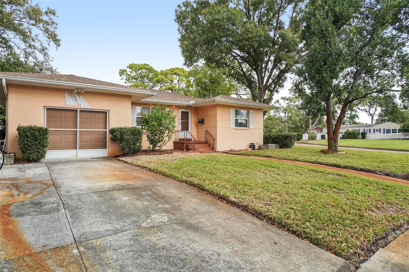 Image 8 of 37 For 6301 7th Avenue N