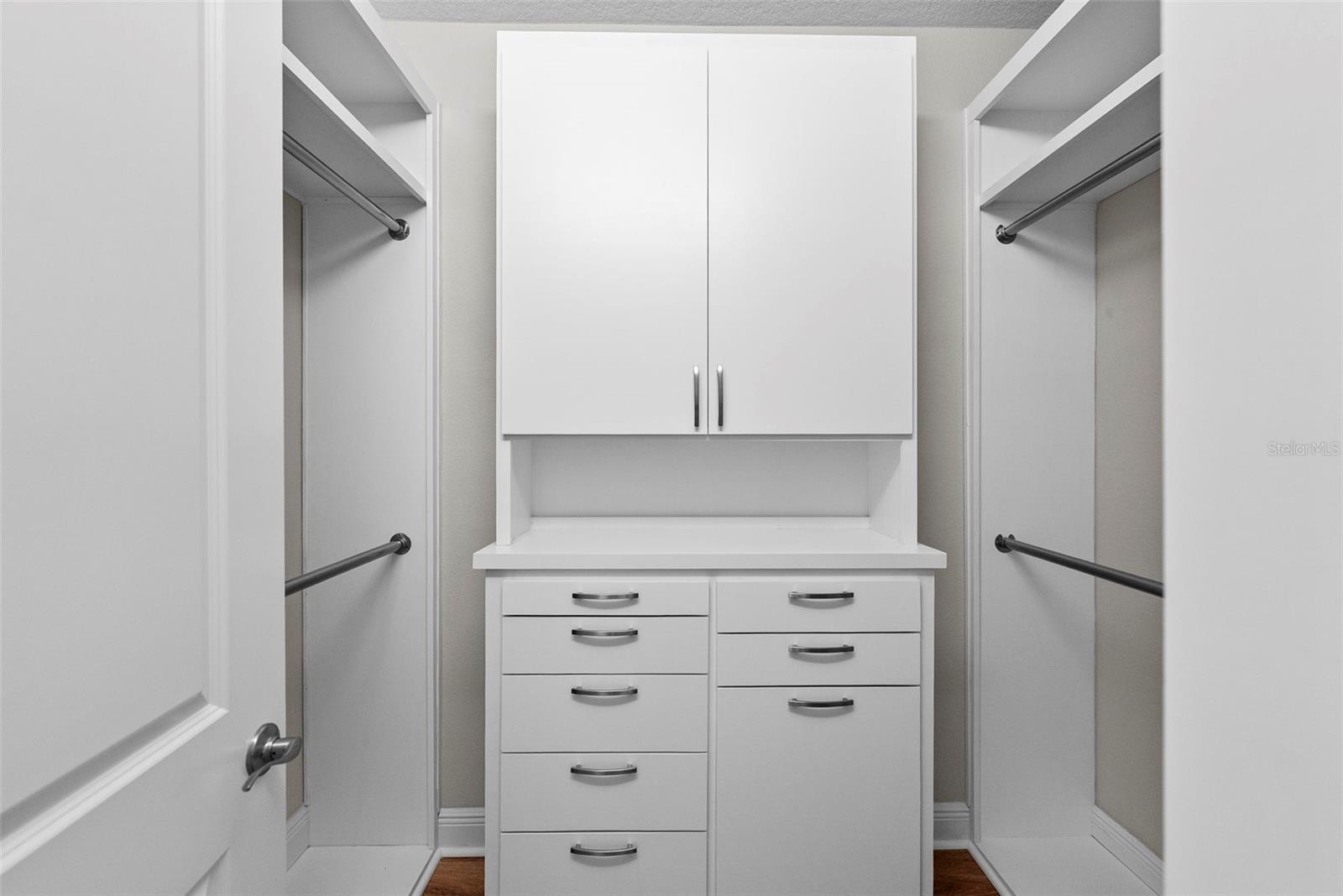 Image 36 of 94 For 2082 Scholartree Way