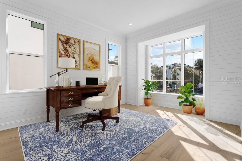 Image 17 of 49 For 5019 Dickens Avenue