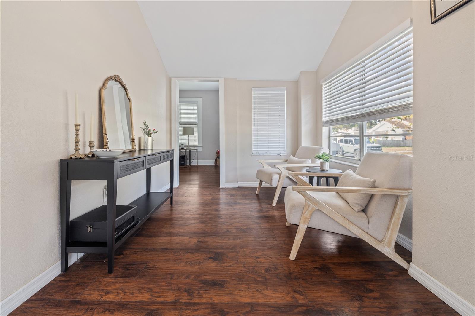 Image 5 of 28 For 1209 Ida Street