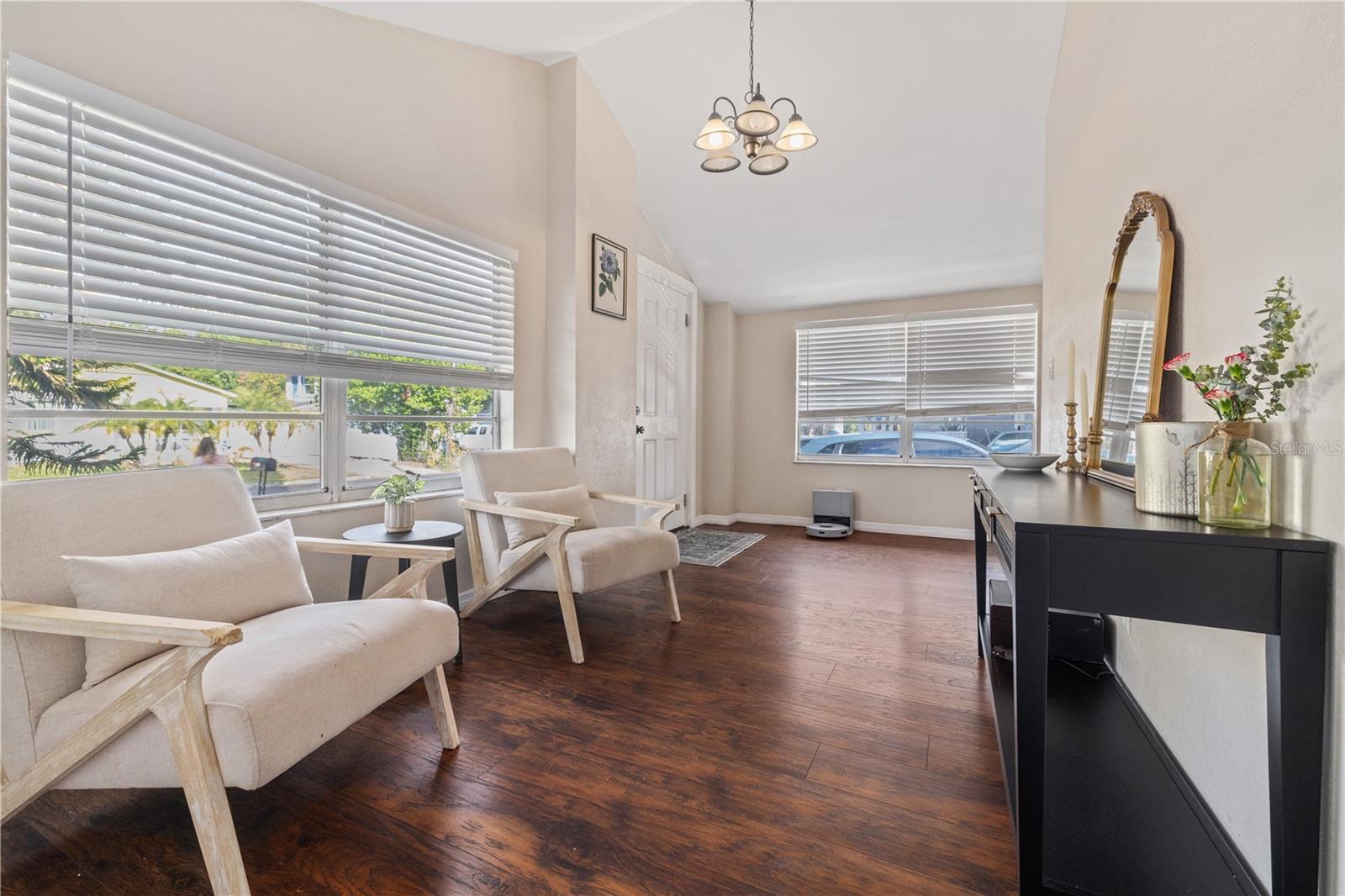 Image 6 of 28 For 1209 Ida Street