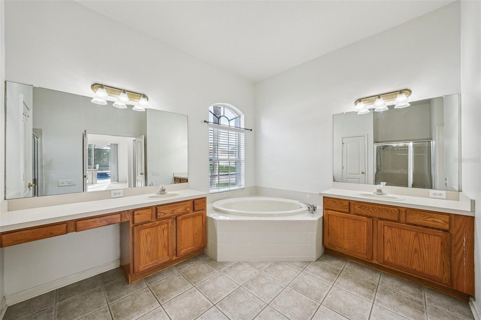 Image 20 of 62 For 25954 Risen Star Drive