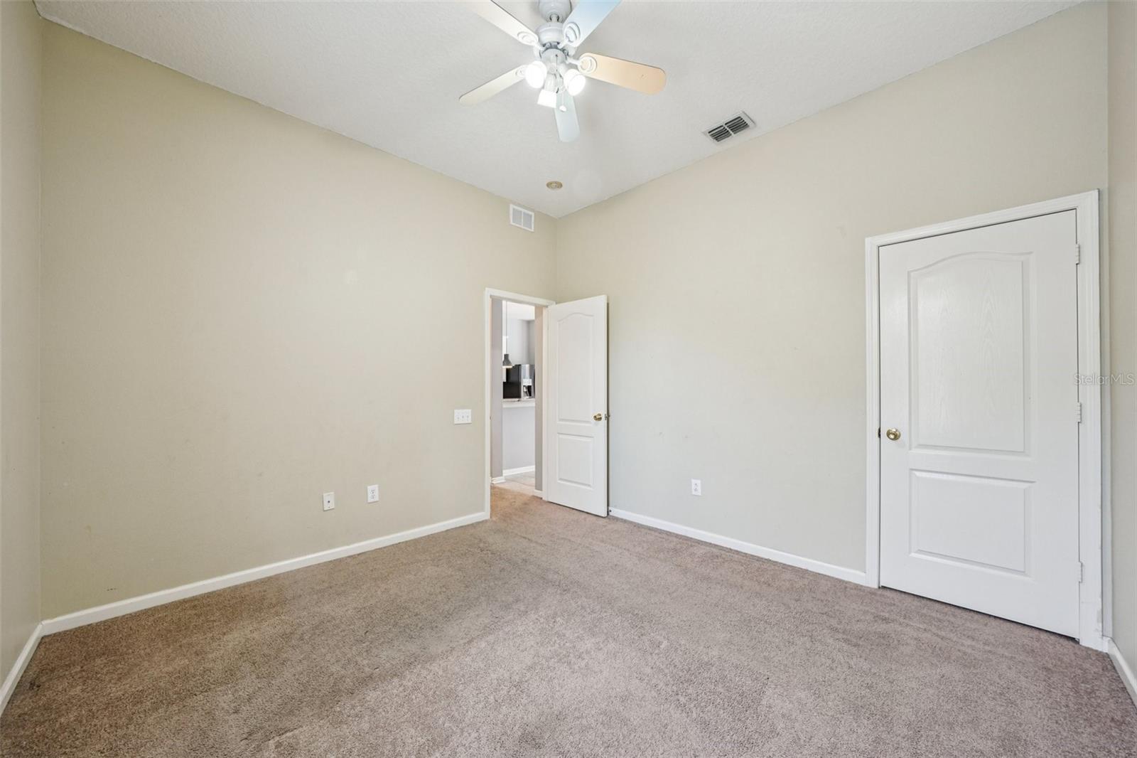 Image 29 of 62 For 25954 Risen Star Drive