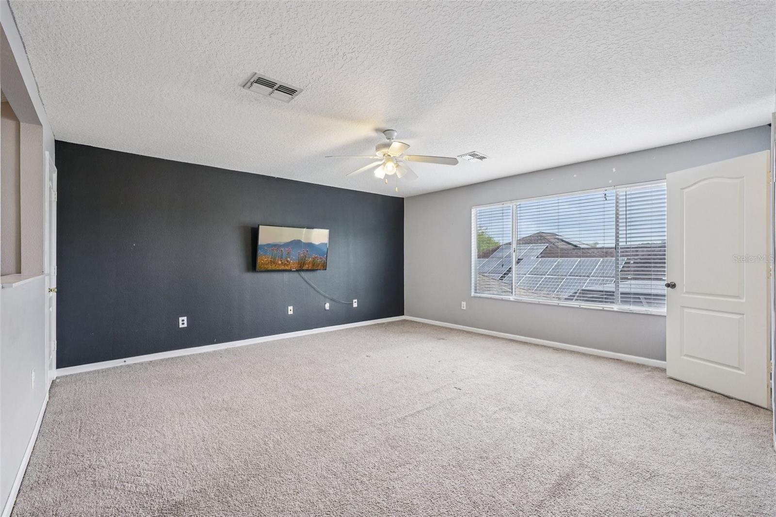 Image 35 of 62 For 25954 Risen Star Drive