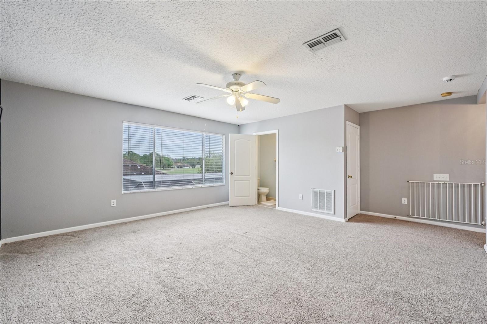 Image 37 of 62 For 25954 Risen Star Drive