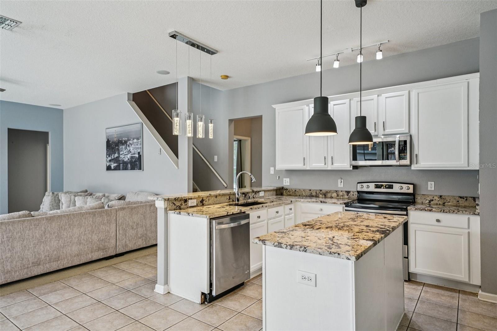 Image 5 of 62 For 25954 Risen Star Drive