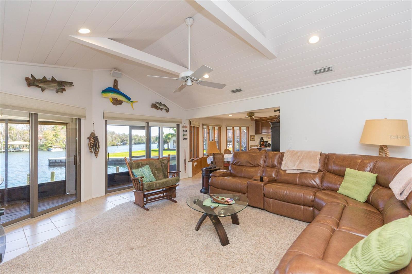 Listing photo id 12 for 4235 Purslane Drive