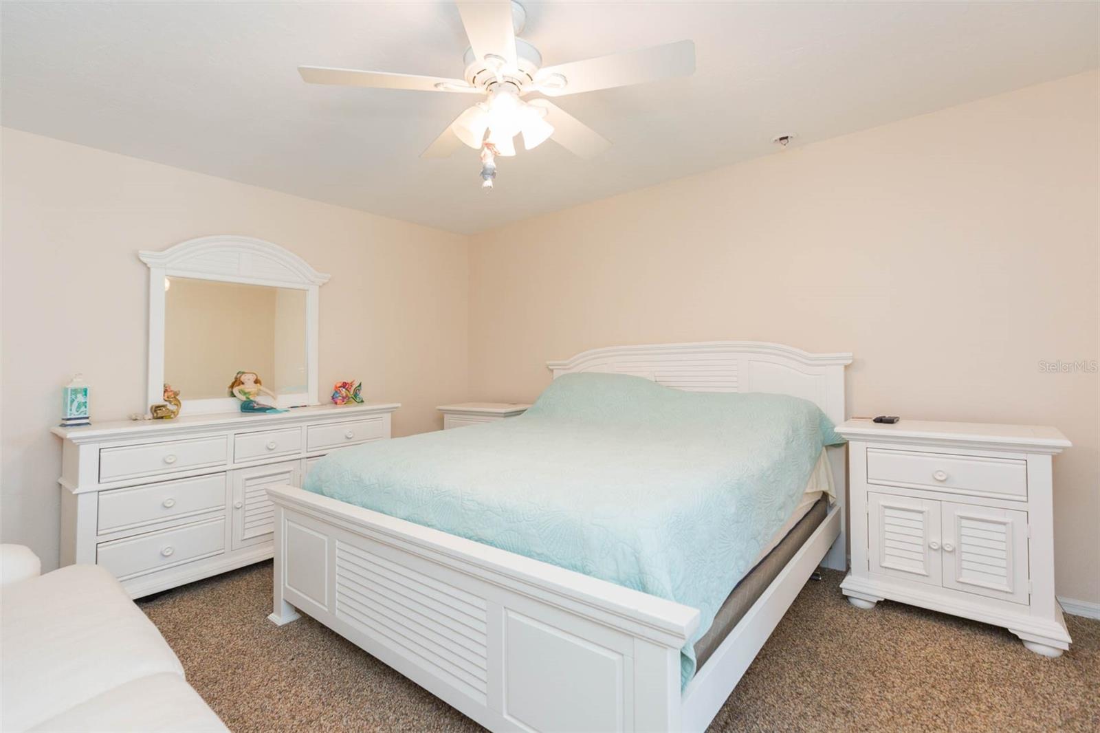 Listing photo id 32 for 4235 Purslane Drive